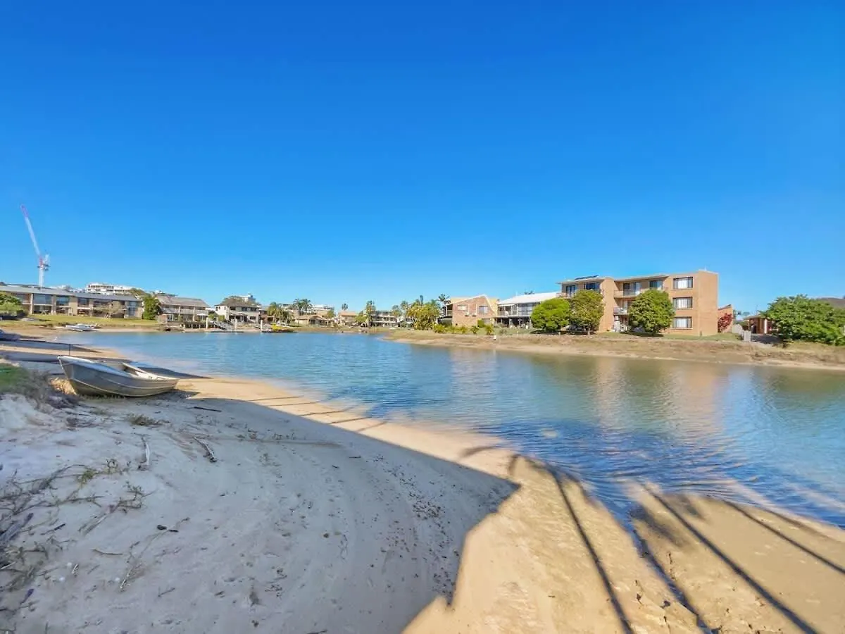 아파트 Waterfront Serenity - Steps From Mooloolaba Beach
